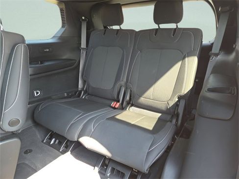 Used 2024 Jeep Grand Cherokee L Laredo w/ Luxury Tech Group I image 18