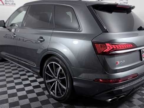 Used 2021 Audi SQ7 Premium Plus w/ Executive Package AWD/4WD image 4