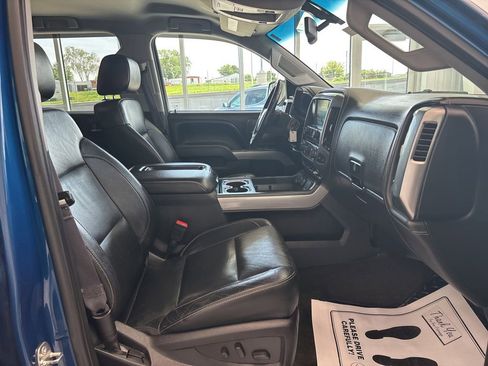 Used 2015 Chevrolet Silverado 1500 LTZ Z71 w/ LTZ Plus Package AWD/4WD image 17
