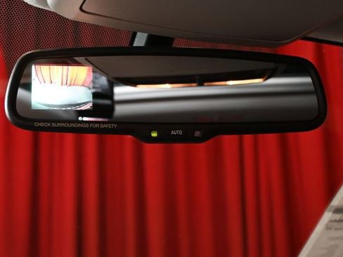 Used 2011 Toyota 4Runner SR5 w/ Convenience Pkg image 16