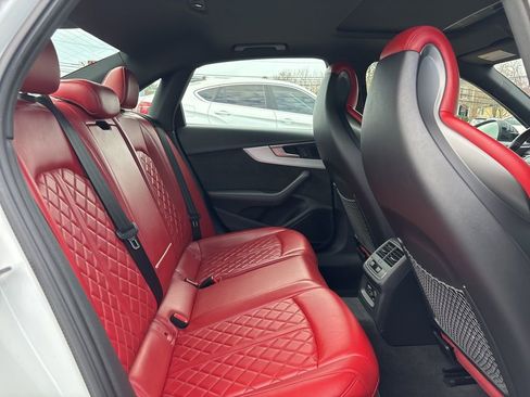 Used 2019 Audi S4 Premium Plus w/ Premium Plus Package AWD/4WD image 13