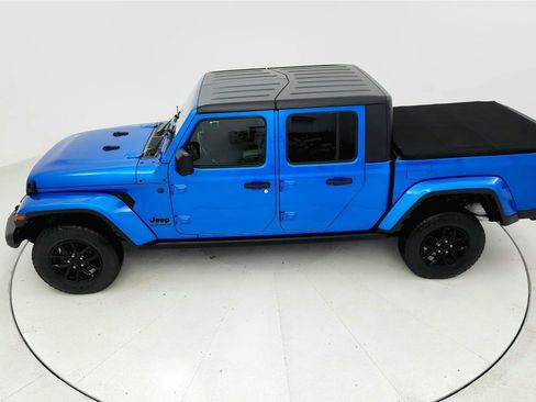 Used 2022 Jeep Gladiator Sport AWD/4WD image 14