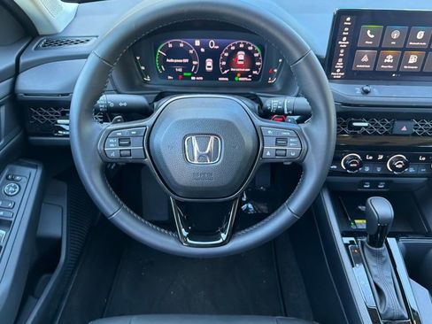 Used 2025 Honda Accord EX-L image 14