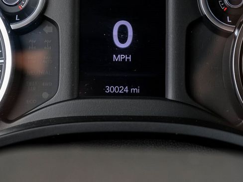 Used 2021 RAM 1500 Big Horn image 3