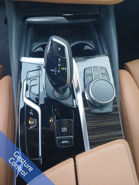 Used 2021 BMW 530i w/ Premium Package RWD image 22