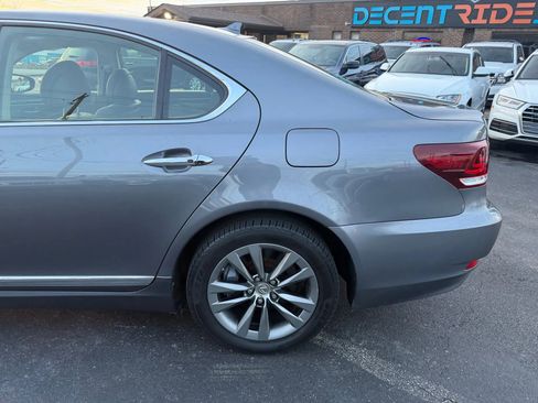 Used 2013 Lexus LS 460 AWD image 39