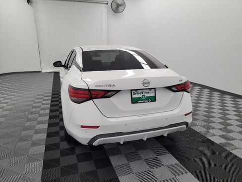 Used 2022 Nissan Sentra SV w/ Trunk Package FWD image 6