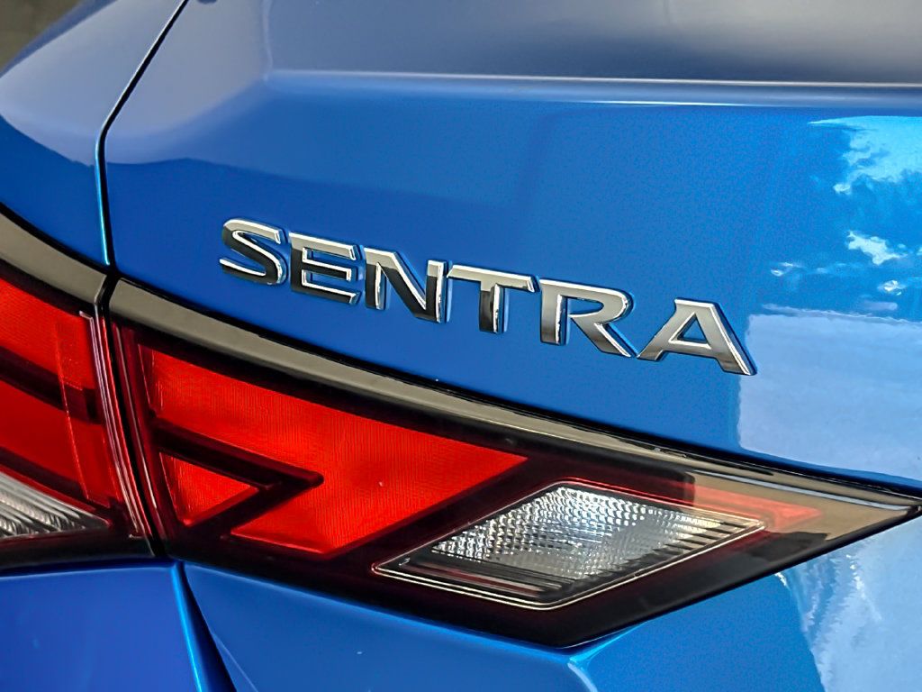 Used 2025 Nissan Sentra SV FWD image 24