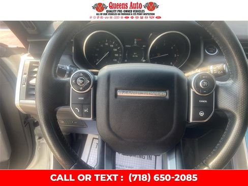 Used 2017 Land Rover Range Rover Sport SE image 21