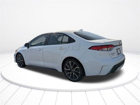 Used 2020 Toyota Corolla SE image 5