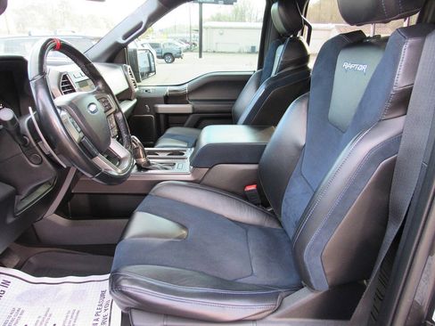 Used 2019 Ford F150 Raptor w/ Equipment Group 802A Luxury AWD/4WD image 35
