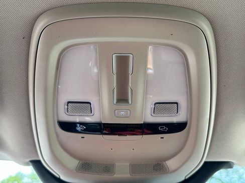 Used 2024 Volvo XC90 B6 Plus w/ Protection Package Premier AWD/4WD image 25