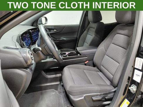 Used 2026 Chevrolet Equinox LT AWD/4WD image 3