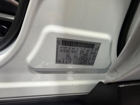 Used 2025 Nissan Rogue SV image 25