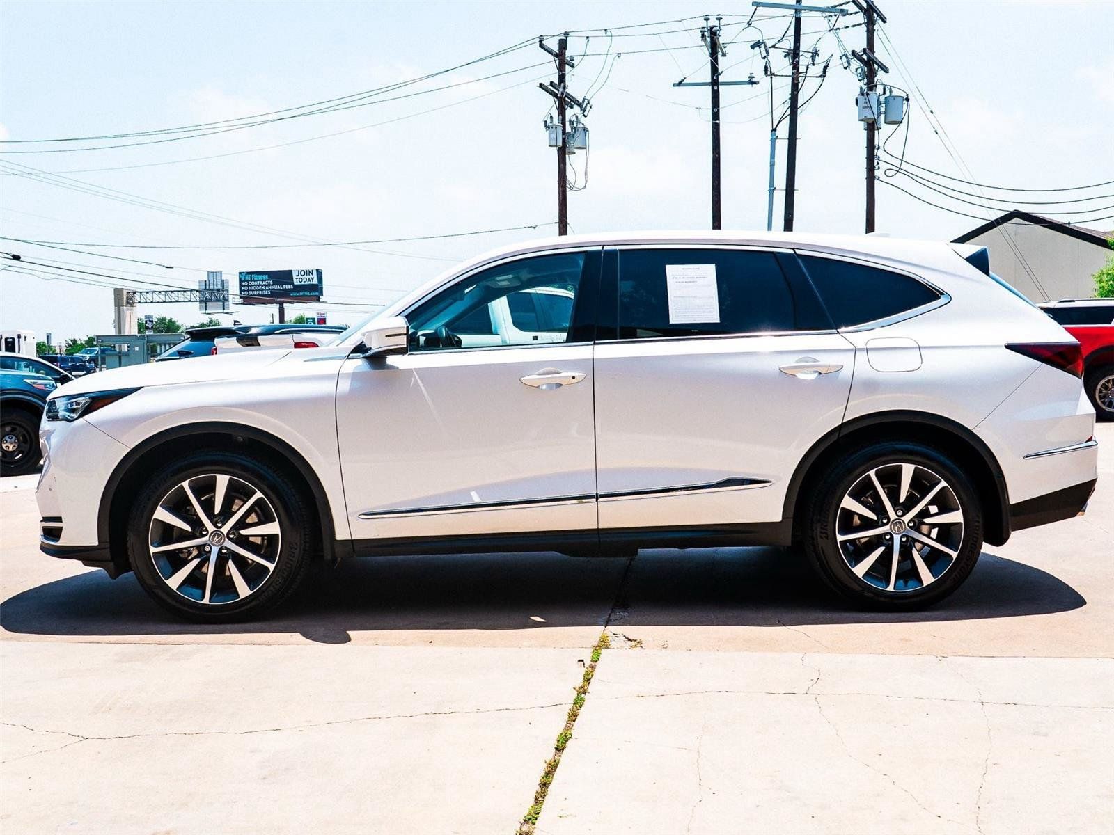 Used 2025 Acura MDX w/ Technology Package AWD/4WD image 2