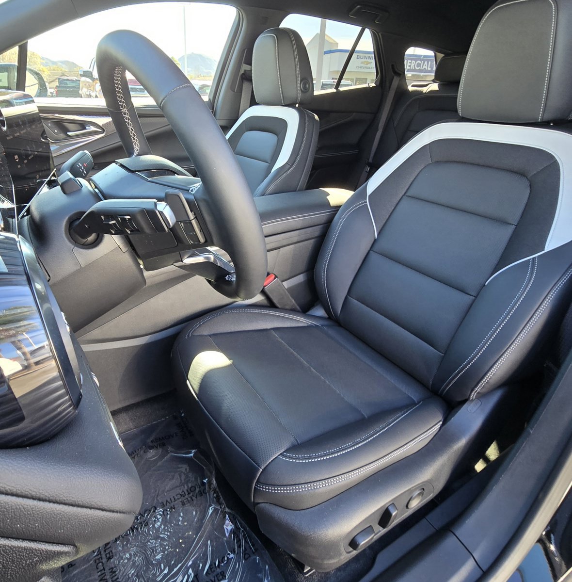 Used 2025 Chevrolet Blazer EV LT w/ Super Cruise Package AWD/4WD image 43