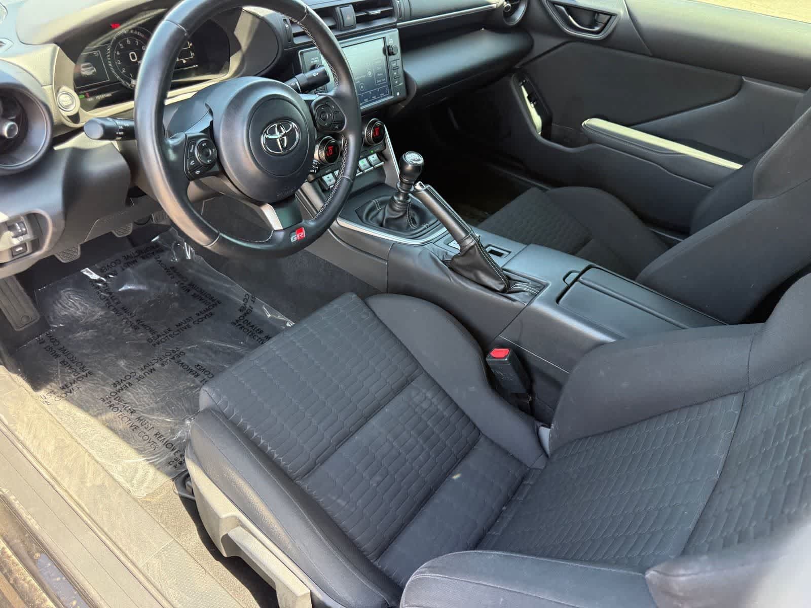 Used 2023 Toyota GR86 w/ ALL Weather Mat Package (TMS) RWD image 13