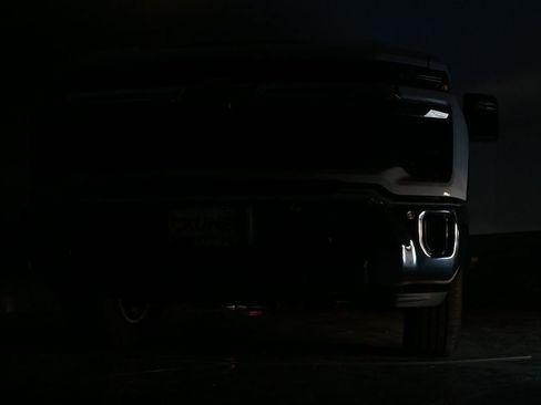 Used 2025 Chevrolet Silverado 2500 LT w/ Safety Package AWD/4WD image 45