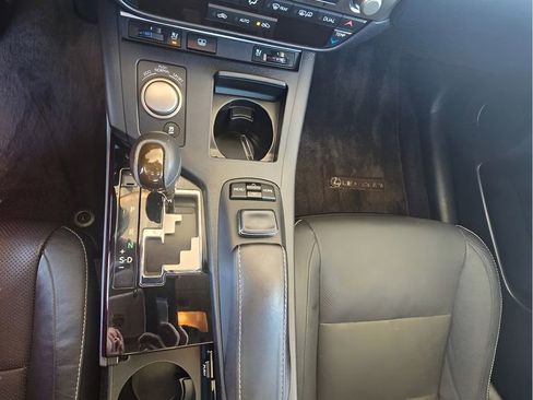 Used 2015 Lexus ES 350 w/ Luxury Package FWD image 53