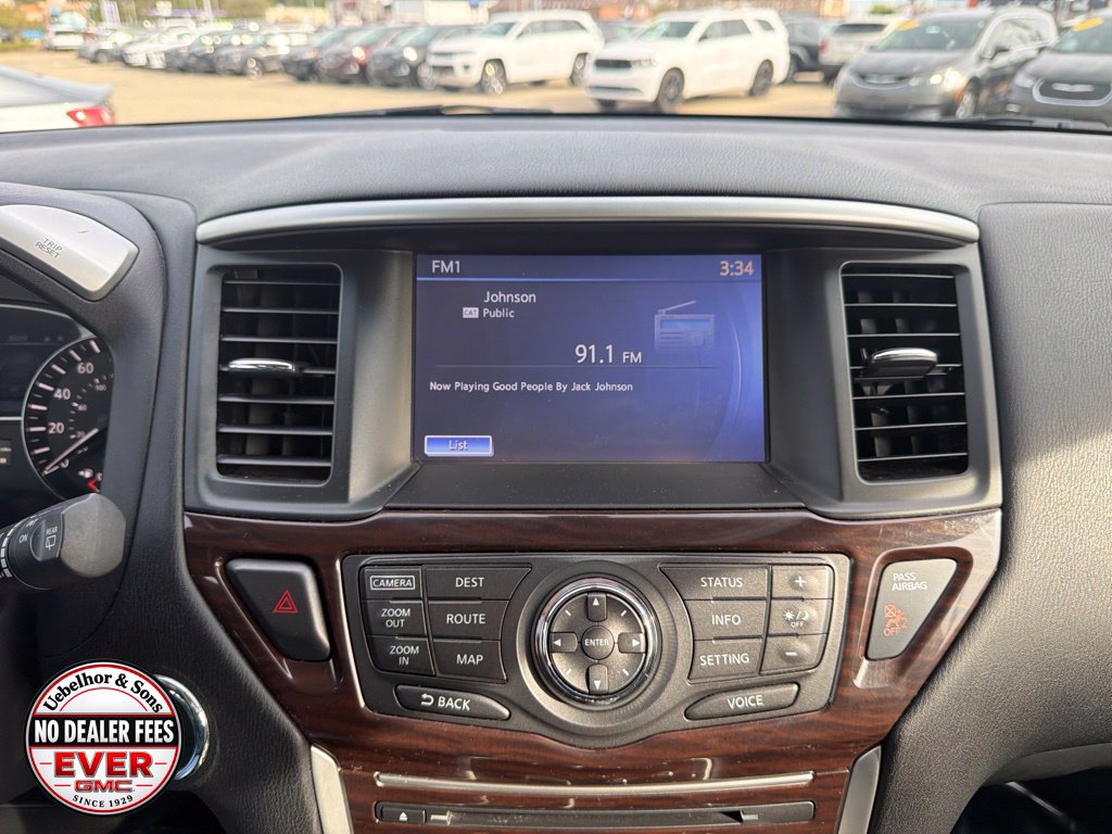 Used 2015 Nissan Pathfinder Platinum w/ Cargo Package FWD image 31