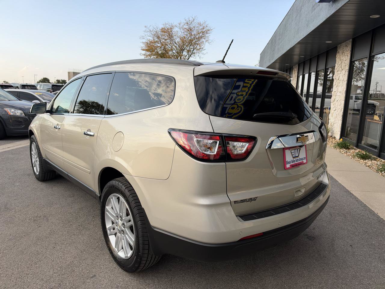 Used 2014 Chevrolet Traverse LT w/ All-Star Edition AWD/4WD image 5