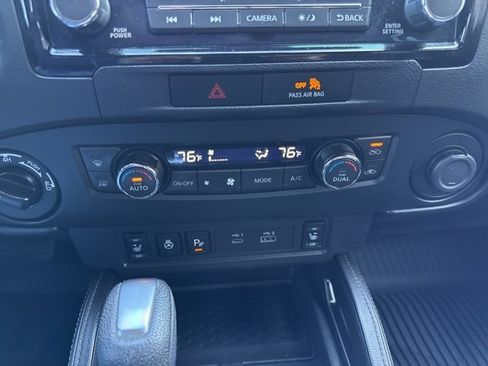 Used 2022 Nissan Frontier PRO-4X w/ Pro-4X Premium Package image 21