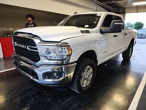 Used 2024 RAM 2500 Big Horn w/ Off Road Package AWD/4WD image 2