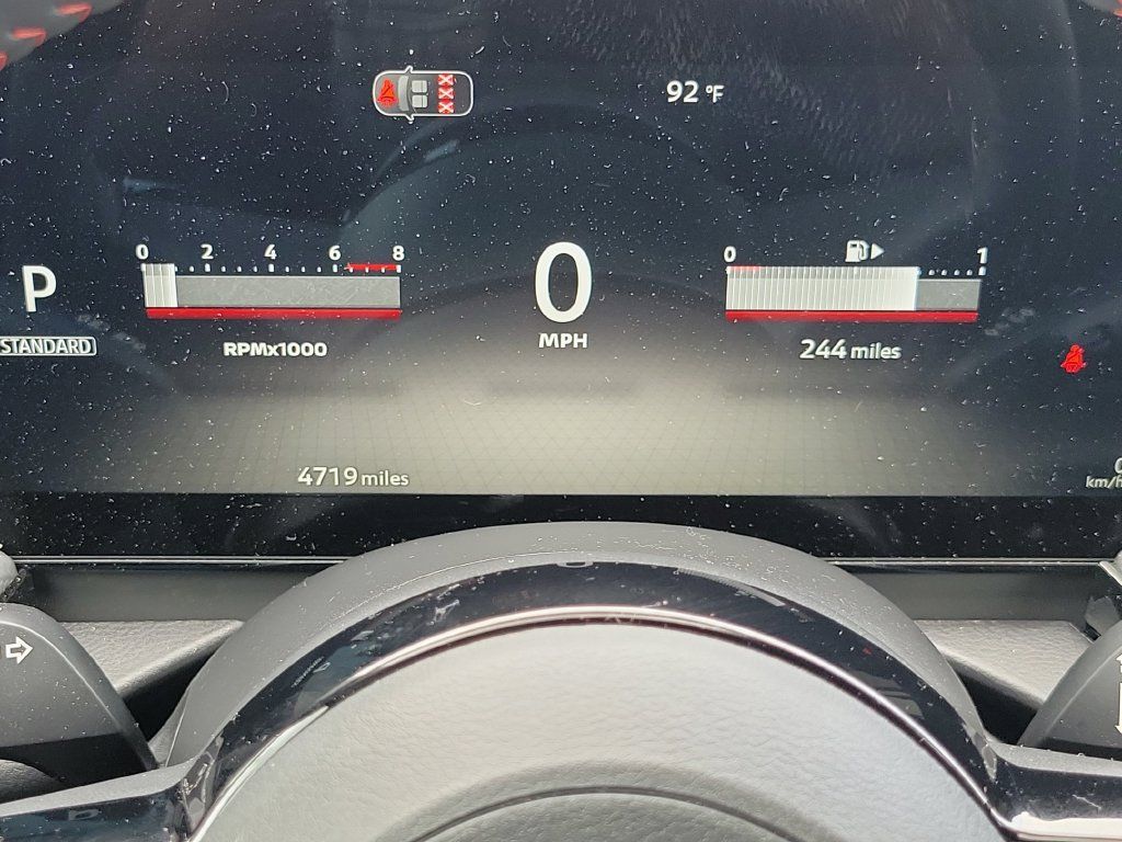 Certified 2026 Nissan Kicks SR FWD image 31