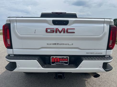 Used 2023 GMC Sierra 2500 Denali w/ Denali Ultimate Package AWD/4WD image 4