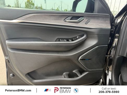 Used 2021 Jeep Grand Cherokee L Overland AWD/4WD image 14