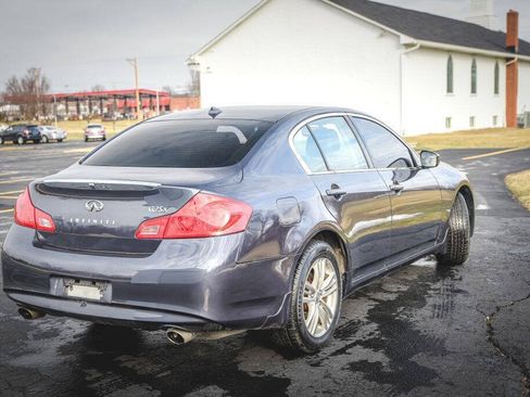 Used 2011 INFINITI G25 x w/ Moonroof Pkg AWD/4WD image 4