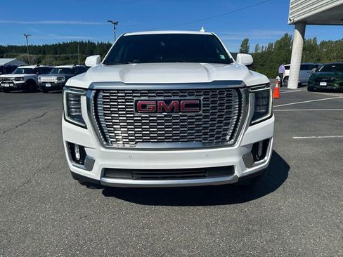 Used 2024 GMC Yukon XL Denali image 8