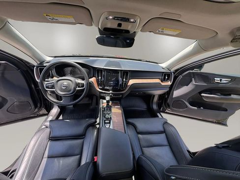 Used 2019 Volvo XC60 T5 Inscription w/ Protection Package Premier AWD/4WD image 9