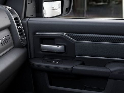 New 2026 RAM 2500 Big Horn AWD/4WD image 25