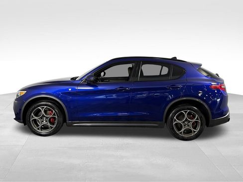 Used 2023 Alfa Romeo Stelvio Ti AWD/4WD image 9