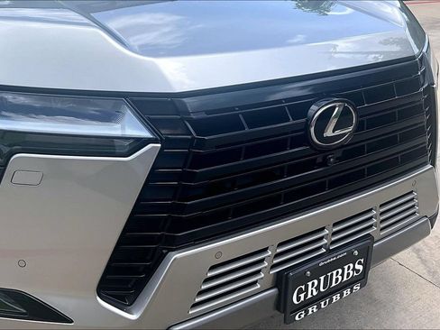 Used 2024 Lexus GX 550 AWD/4WD image 38