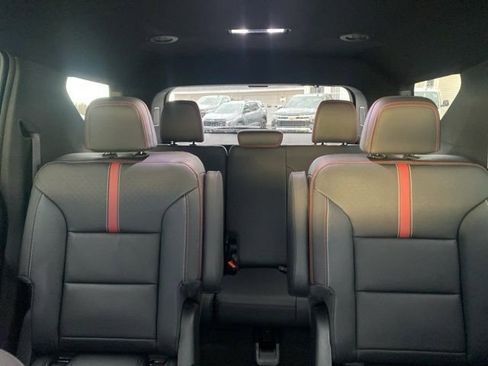 New 2026 Chevrolet Traverse RS image 24
