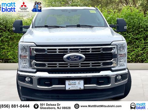 Used 2024 Ford F350 XLT image 3