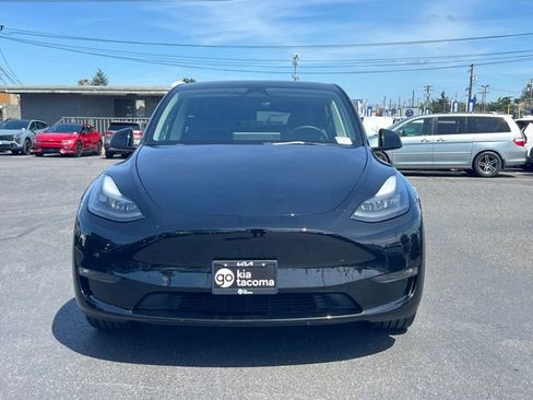Used 2023 Tesla Model Y Long Range AWD/4WD image 6