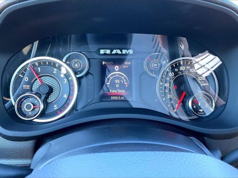 Used 2024 RAM 3500 Tradesman w/ Chrome Appearance Group image 21