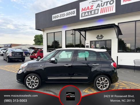 Used 2014 FIAT 500L Lounge FWD image 8