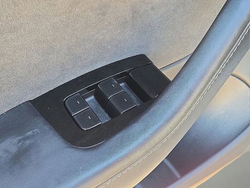 Used 2019 Tesla Model 3 Standard Range Plus image 21