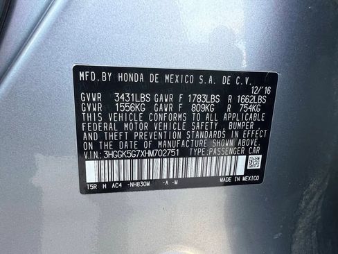 Used 2017 Honda Fit EX image 28