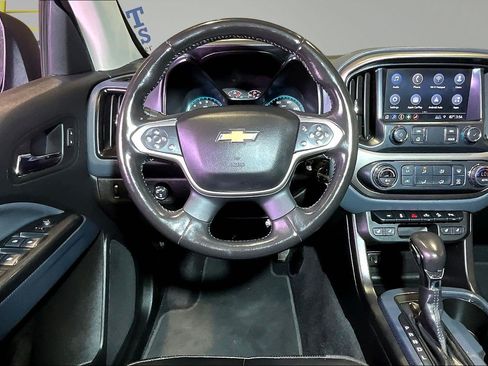 Used 2022 Chevrolet Colorado Z71 AWD/4WD image 10