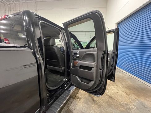 Used 2018 GMC Sierra 1500 SLT w/ SLT Premium Package image 23