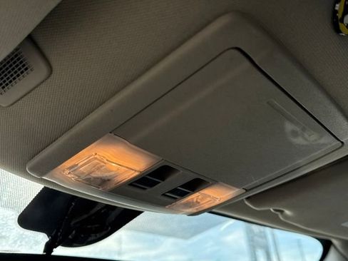 Used 2011 Ford Edge Limited w/ 302A Rapid Spec Order Code image 23