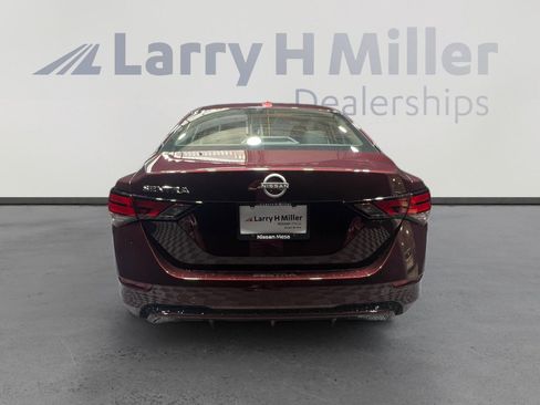 New 2025 Nissan Sentra SV image 4