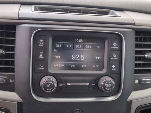 Used 2019 RAM 1500 Express w/ Express Value Package image 12