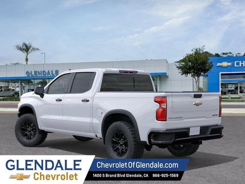 New 2026 Chevrolet Silverado 1500 ZR2 AWD/4WD image 3