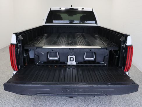 Used 2025 Toyota Tundra SR5 AWD/4WD image 31